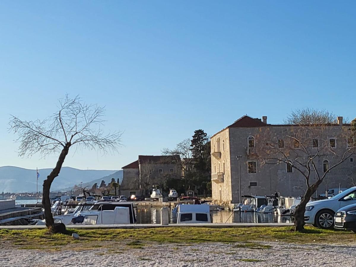 By Osibov, Diamondfish Daire Kastela Dış mekan fotoğraf